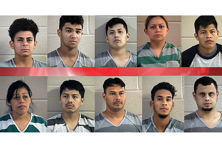 11 inmigrantes fueron detenidos por viajar en un auto una matricula vencida en Georgia