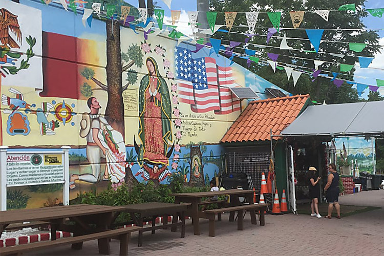 Alcalde de Passaic ordena quitar un altar de la Virgen de Guadalupe