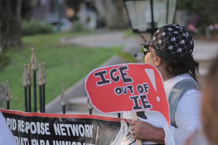 En California, avanza la SB54 y dan US30 millones a DACA