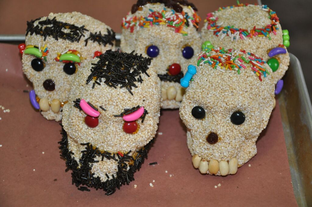 Calaveras de amaranto