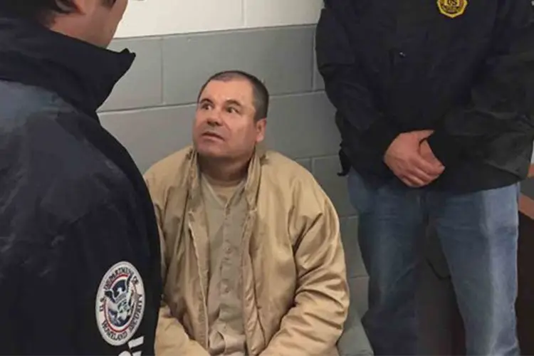 "El Chapo" asegura que oye voces