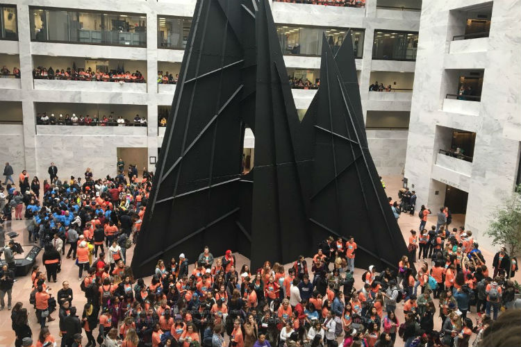 Legisladores republicanos anunciaron que tienen los votos necesarios en la Cámara de Representantes para aprobar un Dream Act.