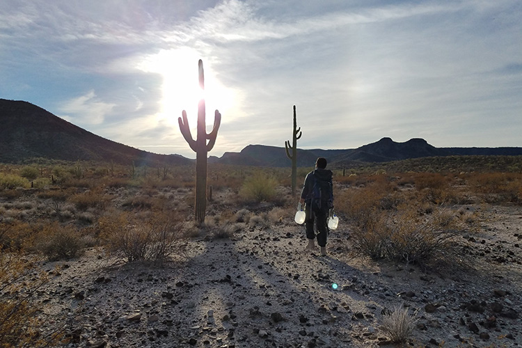 El activista fue detenido la semana pasada por la patrulla fronteriza, luego de No Más Muertes publicara una serie de videos en los que se ve a la migra destruyendo botellones de agua.
