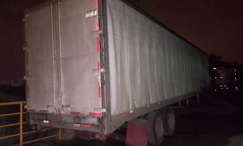 Estas personas fueron trasladadas por los traficantes de personas desde el estado de Chiapas hasta Tamaulipas, fueron encontrados con signos de deshidratación y asfixia.