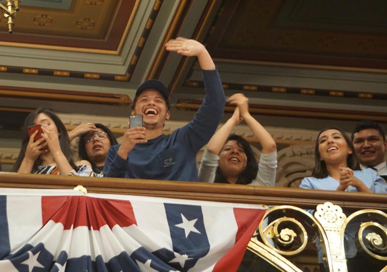 Muchos "dreamers" y beneficiarios del TPS juegan papeles importantes en sus comunidades. Por ello, su participación política en el Congreso es esencial.