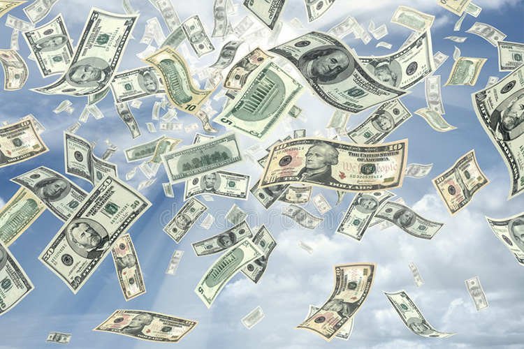 El resultado de los primeros meses de este año significó una cifra histórica en el flujo de los envíos, informó el Banco de México (Banxico).