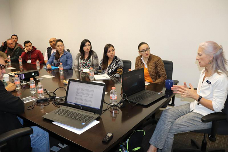 La SEP ofrece servicios educativos gratuitos a los migrantes mexicanos.