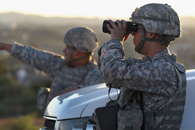 Desde la llegada de la guardia nacional, las autoridades federales y los agentes de la Patrulla Fronteriza estadounidenses han arrestado a mil 600 inmigrantes indocumentados que intentaron cruzar la frontera.