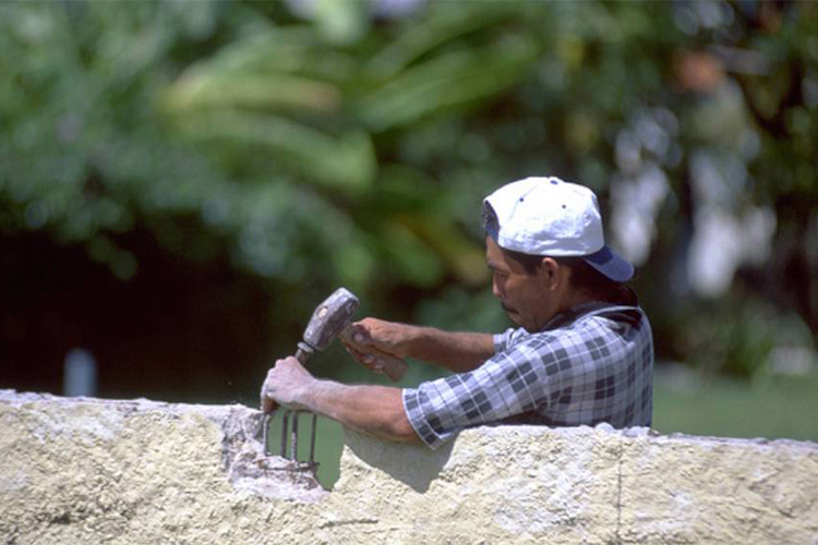 Un estudio del Consejo Nacional de Población y la Universidad de California que explica por qué los trabajadores mexicanos en Estados Unidos padecen ansiedad.
