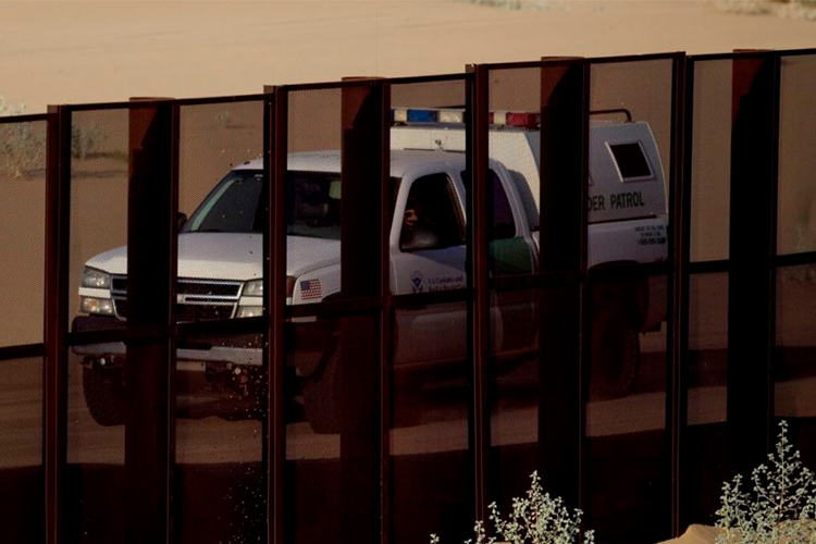 La Patrulla Fronteriza de EU llevó a cabo un operativo en Yuma, Arizona, donde arrestó a 170 personas.