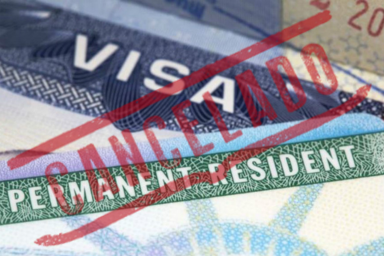 Usar Medicaid, cupones para alimentos, vales de vivienda y otras formas de asistencia sería motivo para que los migrantes puedan pedir una green card