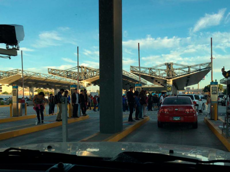 Este lunes, los puentes internacionales México-USA finalmente reabrieron para el turismo después de más de un año cerrados.