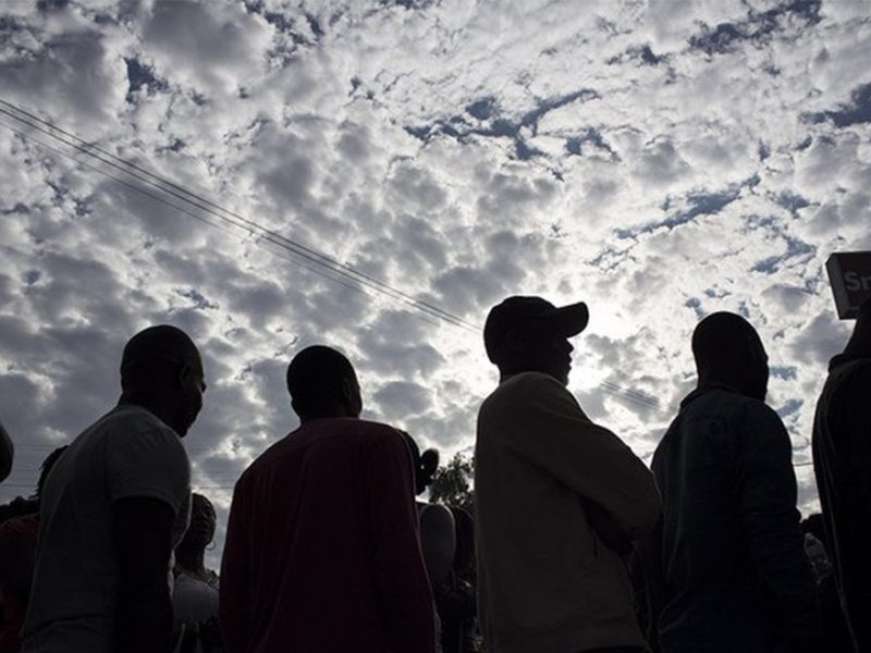 Advierten sobre riesgos por Covid-19 en miles de migrantes en frontera México-EU