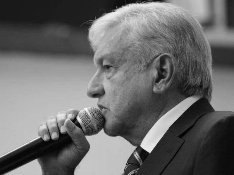 México es uno de los países de América Latina con menor recaudación tributaria, por lo que nunca ha podido financiar su gasto con impuestos