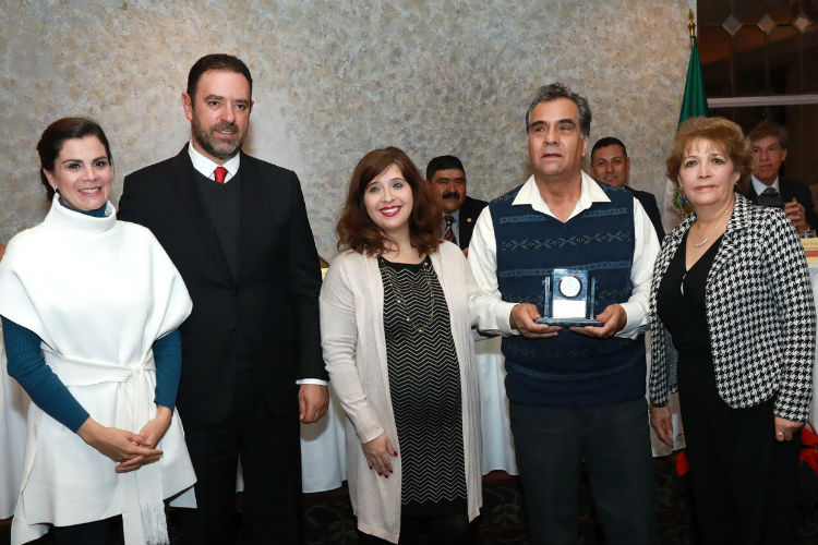 Alejandro Tello aseguró que los programas para migrantes continuarán, además, anunció estímulos para los zacatecanos que quieran invertir en su tierra