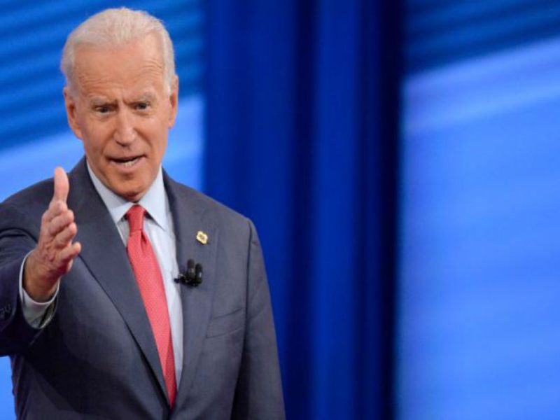 Como requisito principal para que 11.5 millones de indocumentados puedan obtener los beneficios, tendrán que demostrar que pagan impuestos y sepan inglés. 