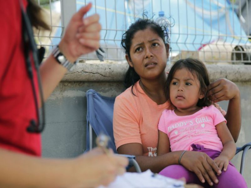 Los solictantes de asilo deben trabajar durante su proceso para mantenerse a sí mismos, pero si la medida se aprueba, no tendrán cómo sobrevivir. 