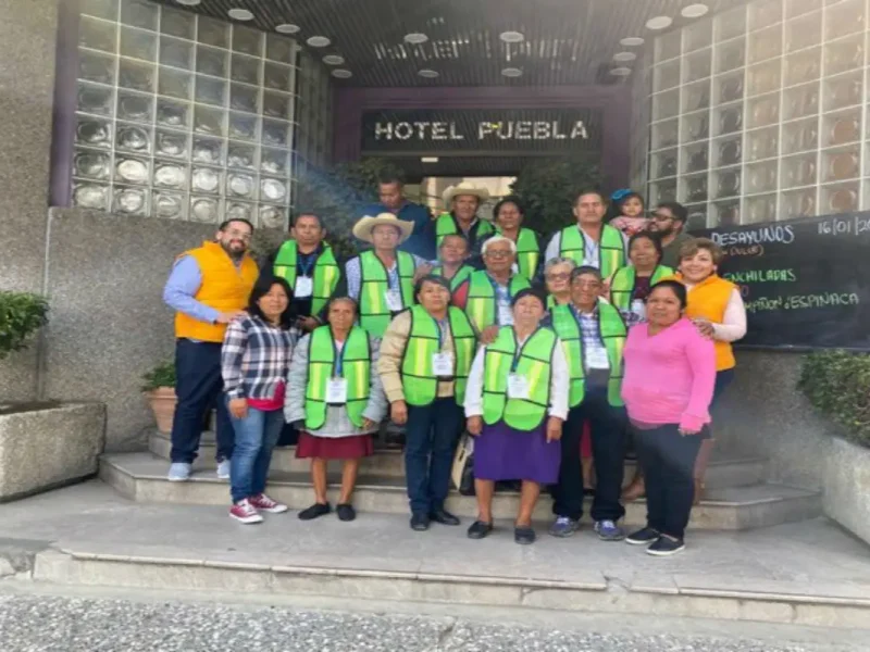 Club Arcelia entrega 17 visas para que padres se reúnan con sus hijos en California