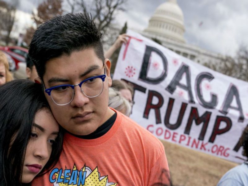 El 12 de noviembre es la fecha en la que la Corte Suprema de los Estados Unidos escuchará los argumentos orales de los tres casos consolidados sobre la terminación por parte del presidente Trump del programa./Foto: AP