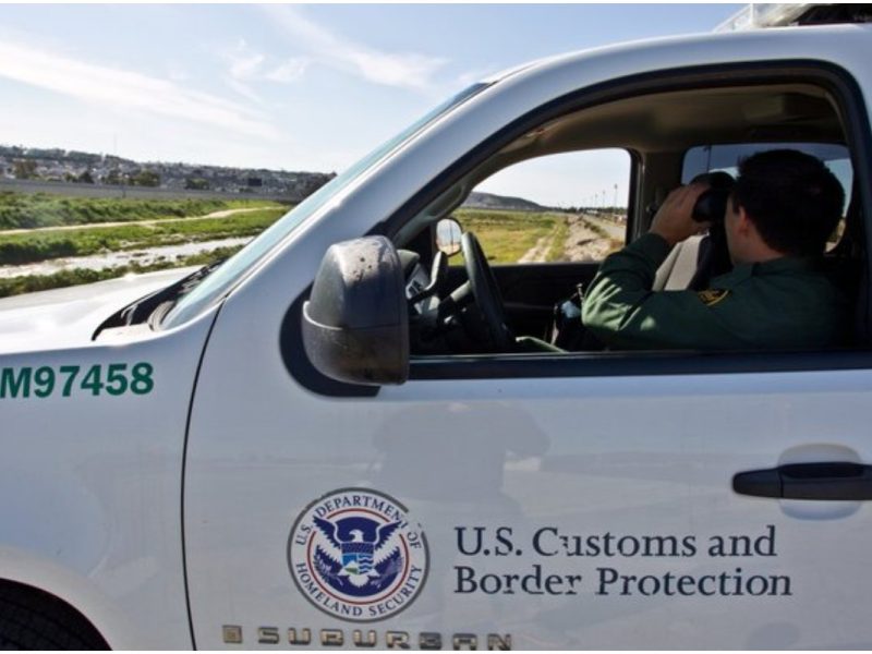 Captan en video detención de migrantes latino en Massachusetts