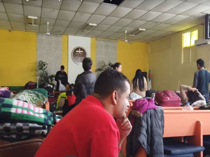Migrantes en el refugio "El buen samaritano" en Ciudad Juárez