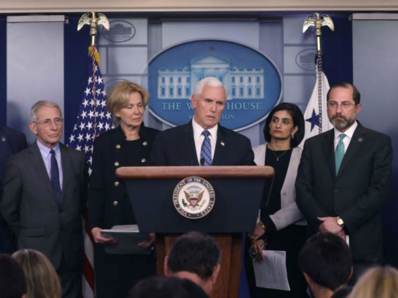 Funcionarios de Trump acortan testimonio en audiencia sobre coronavirus