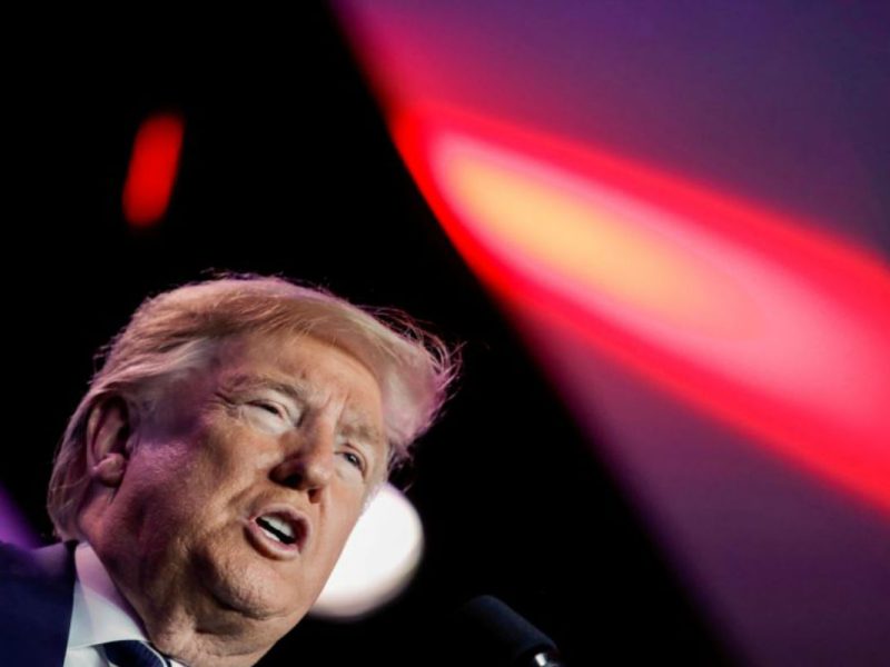 Trump anuncia que bloqueará fondos federales para ciudades santuario