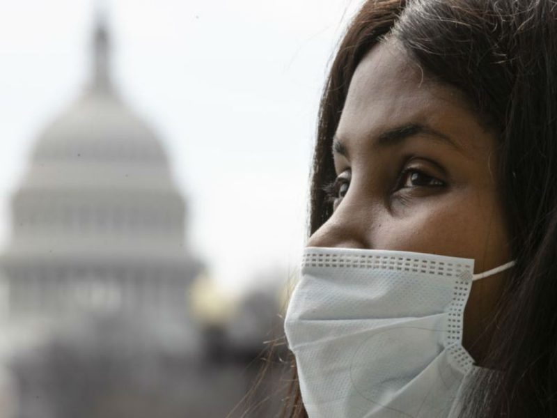 Consulados reducirán citas a partir del lunes; se cancelan consulados sobre ruedas VOA AP