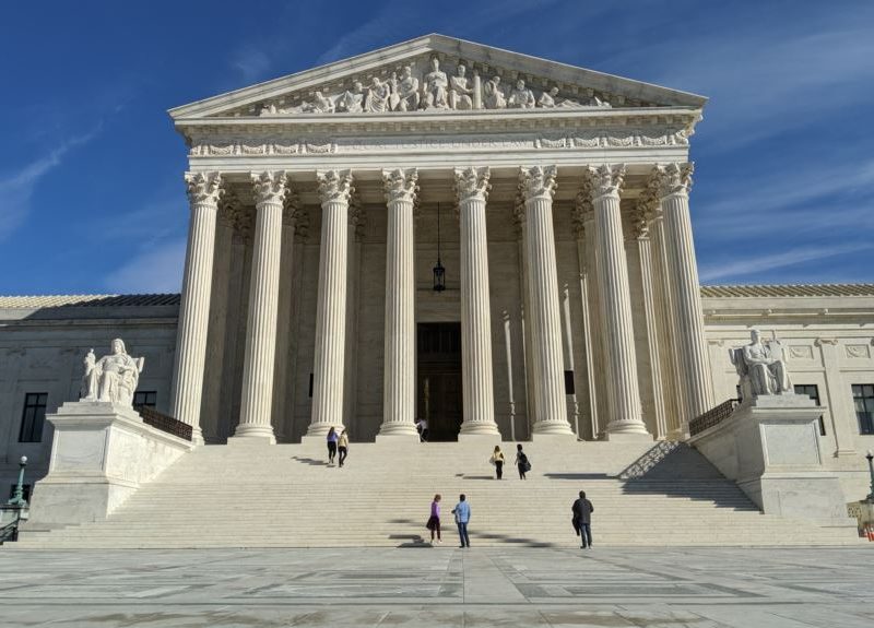 Suprema Corte de EU suspende audiencias por coronavirus