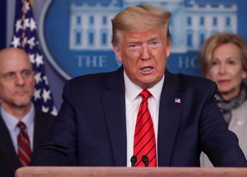 Trump vuelve a culpar a China por el brote de coronavirus