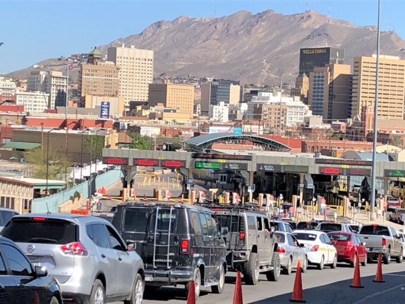 En jaque millones de fronterizos; restringen los cruces entre Estados Unidos y México