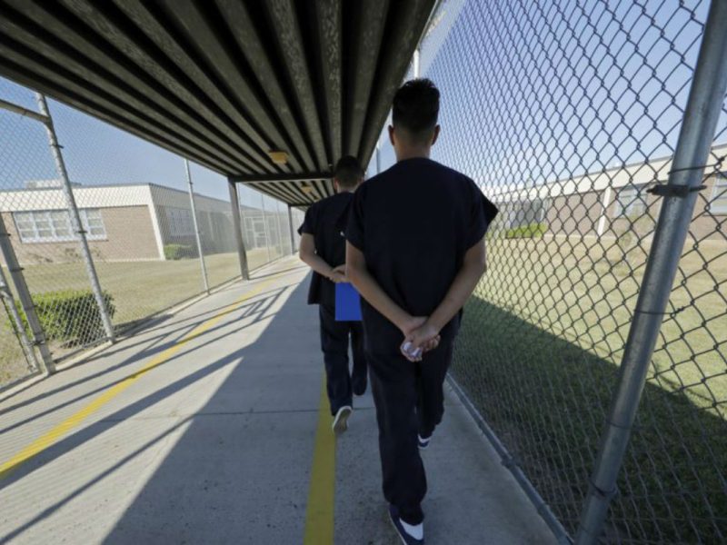 Muere otro migrante bajo custodia de ICE; era mexicano AP VOA