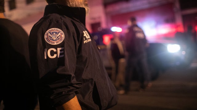 Juez ordena liberar a 11 detenidos de ICE por riesgos de coronavirus en Pensilvania