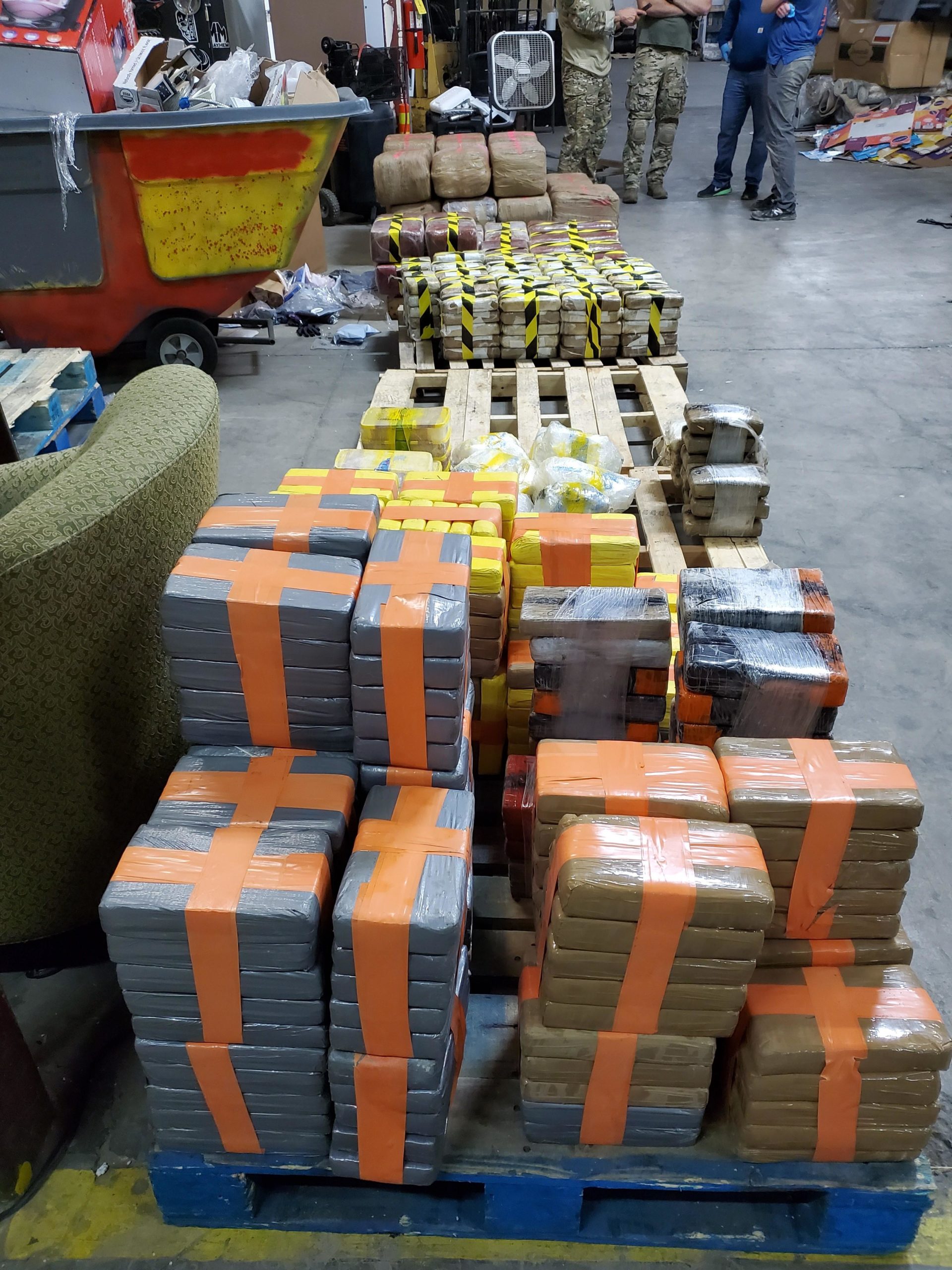 Descubren Descubren túnel transfronterizo de drogas en la frontera de Estados Unidos y México 