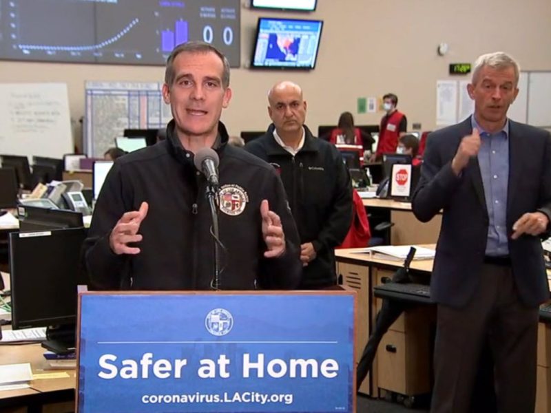 Ayuda económica en Los Ángeles, sin importar estatus migratorio