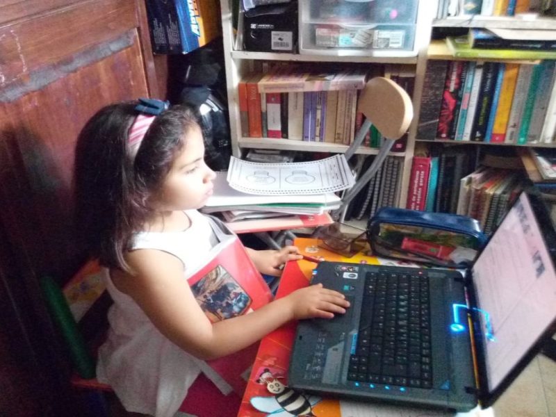 El regreso a clases en línea trae problemas para los padres de familia. Foto: Cynthia Fabila/DLF