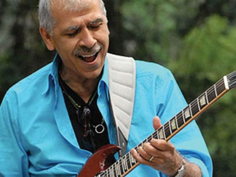 Carlos Santana