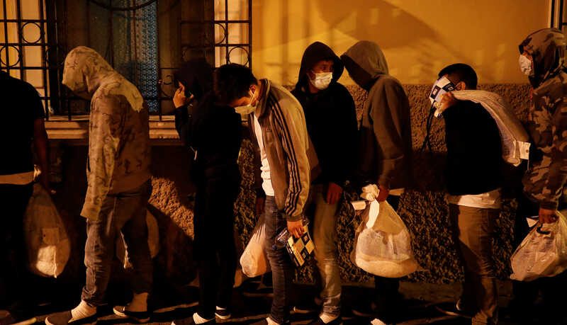 La Patrulla Fronteriza sigue arrestando a cientos de migrantes que cruzan por Texas y otros estados fronterizos de USA.