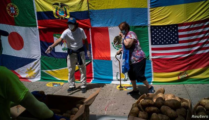 Varias organizaciones luchan por permitir que los inmigrantes indocumentados puedan acceder a los fondos de ayuda por el coronavirus. Foto: Voz de América