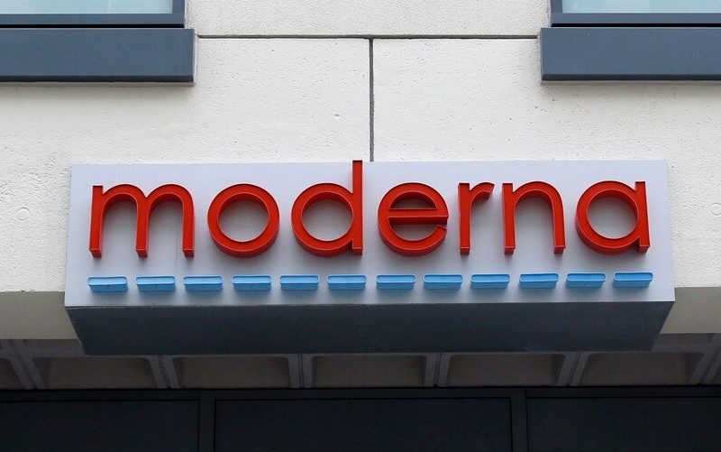 Moderna dice que 30 mil personas participarán en su prueba masiva de una posible vacuna para el Covid-19. Ésta comenzará en julio de 2020. Foto: Voz de América