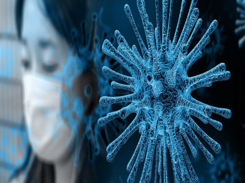 Despiden a mexicanas con coronavirus en EEUU por ir al hospital.