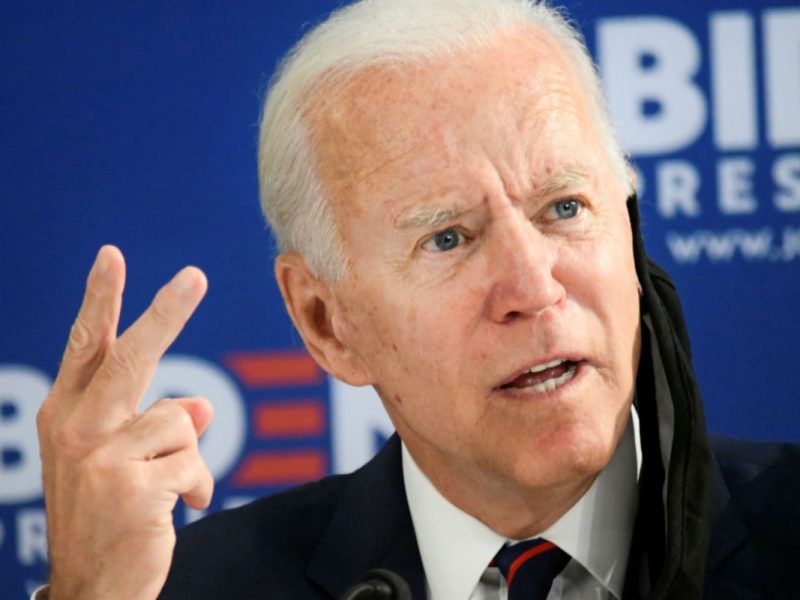 Joe Biden anulará la versión de Trump del examen de ciudadanía.