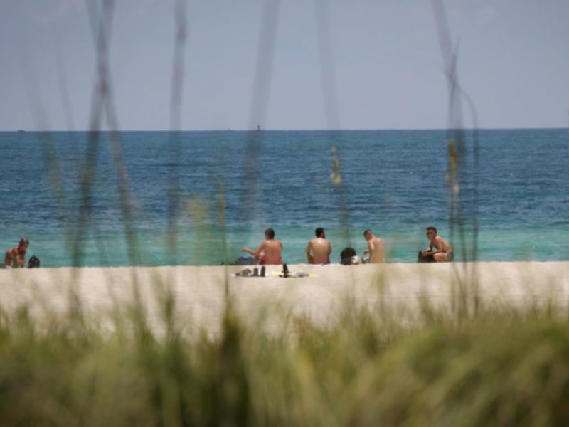 Festividades del 4 de julio podrían incrementar casos de Covid-19 en EEUU