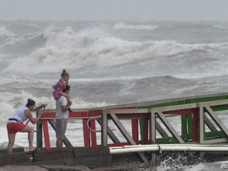 Tormenta Hanna Reuters VOA costad de Texas