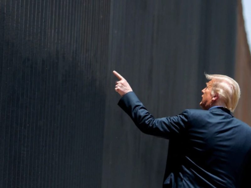 Suprema Corte rechaza bloquear construcción de muro fronterizo con México