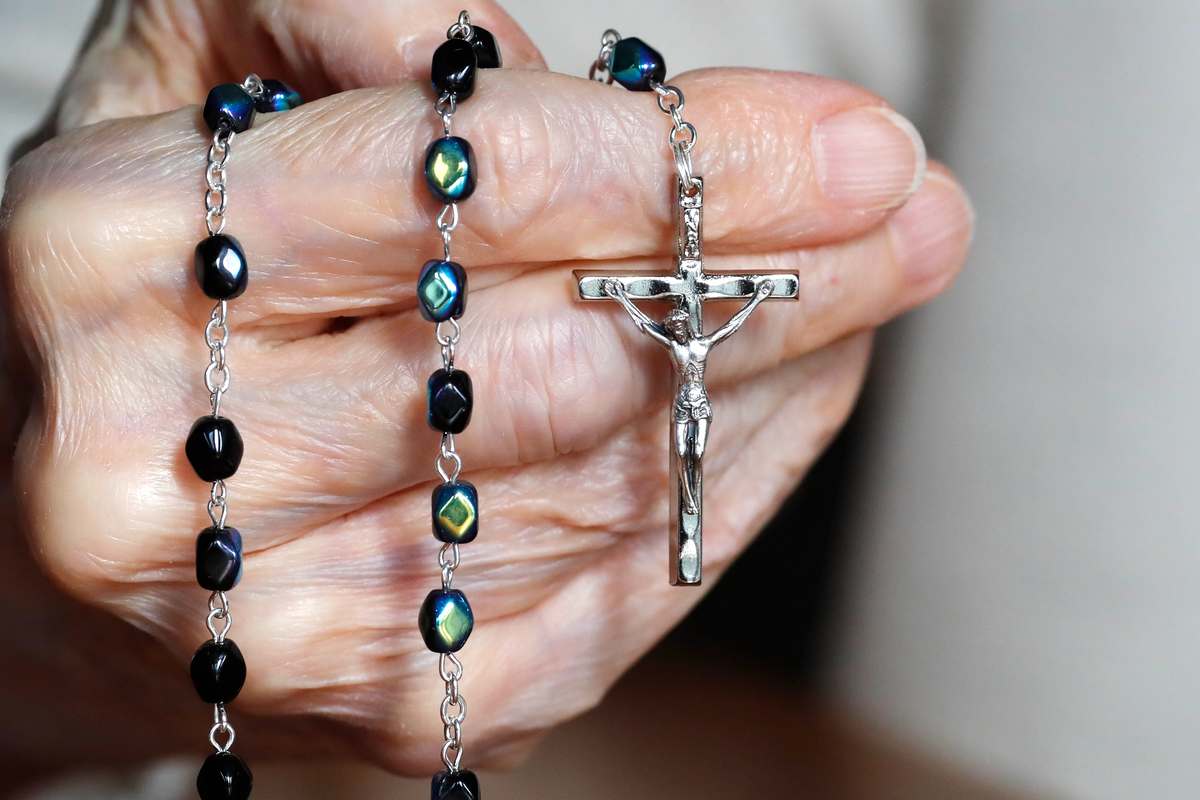5 canciones para rezar el Santo Rosario