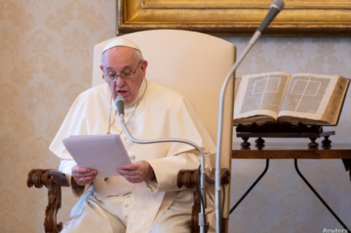 Los ricos no pueden tener prioridad para las vacunas: Papa Francisco