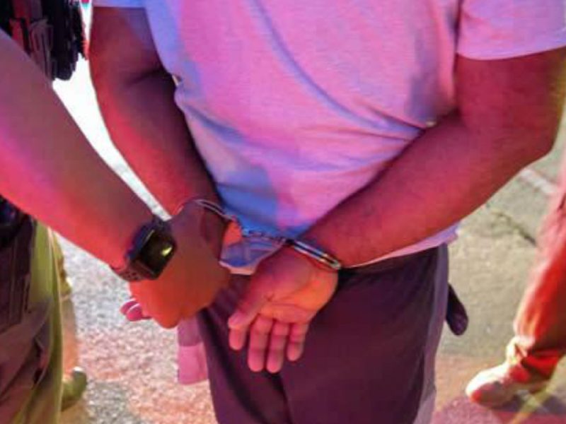 ICE arresto migrante