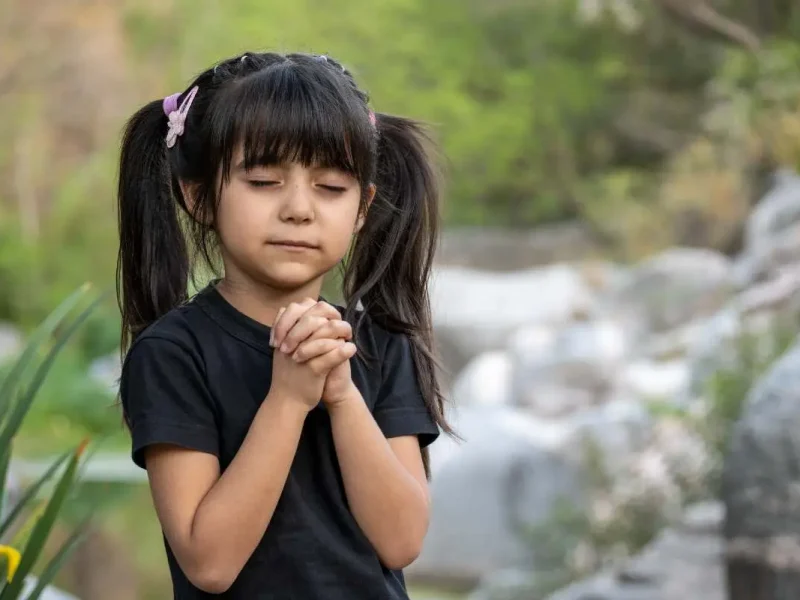 Conoce esta milagrosa oración al Santo Niño Doctor para pedir la sanidad de una personas enferma