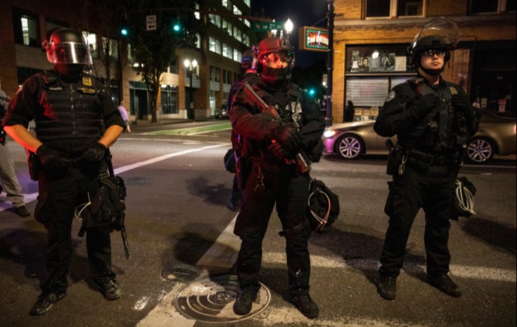 Gobernador de Wisconsin pide a Trump que reconsidere visita a Kenosha